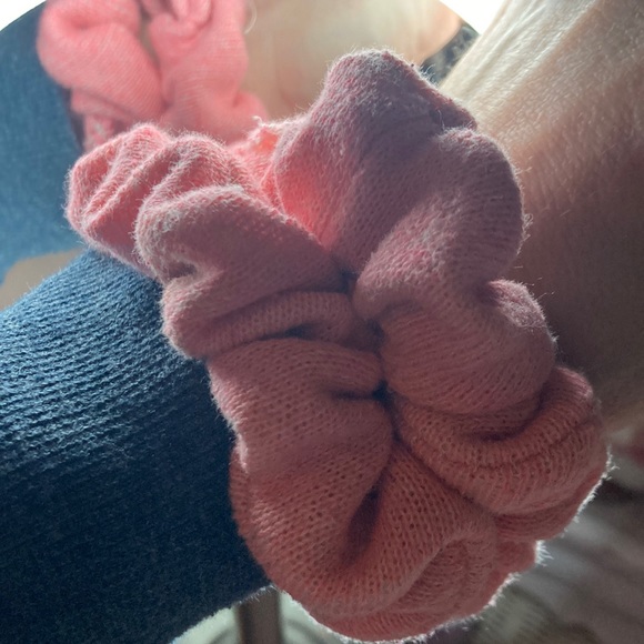 Made by me Scrunchies - Picture 1 of 3